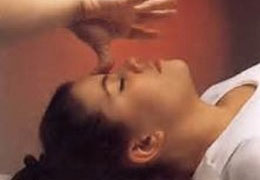 Finger Pressure on the Forehead for Severe Headache and Head Trauma